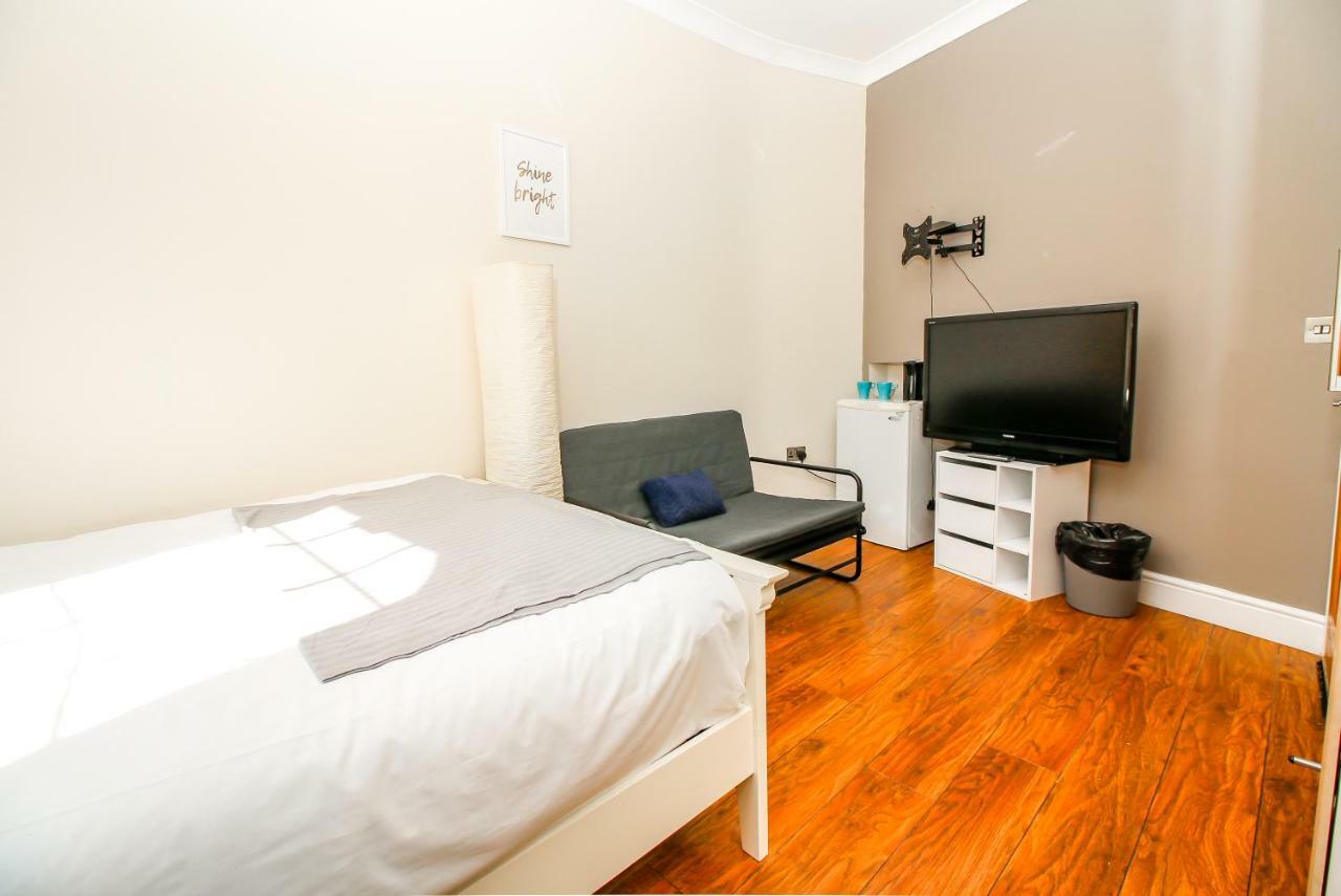Private En-Suite Room @ Liverpool Street, Brick Ln Лондон Экстерьер фото