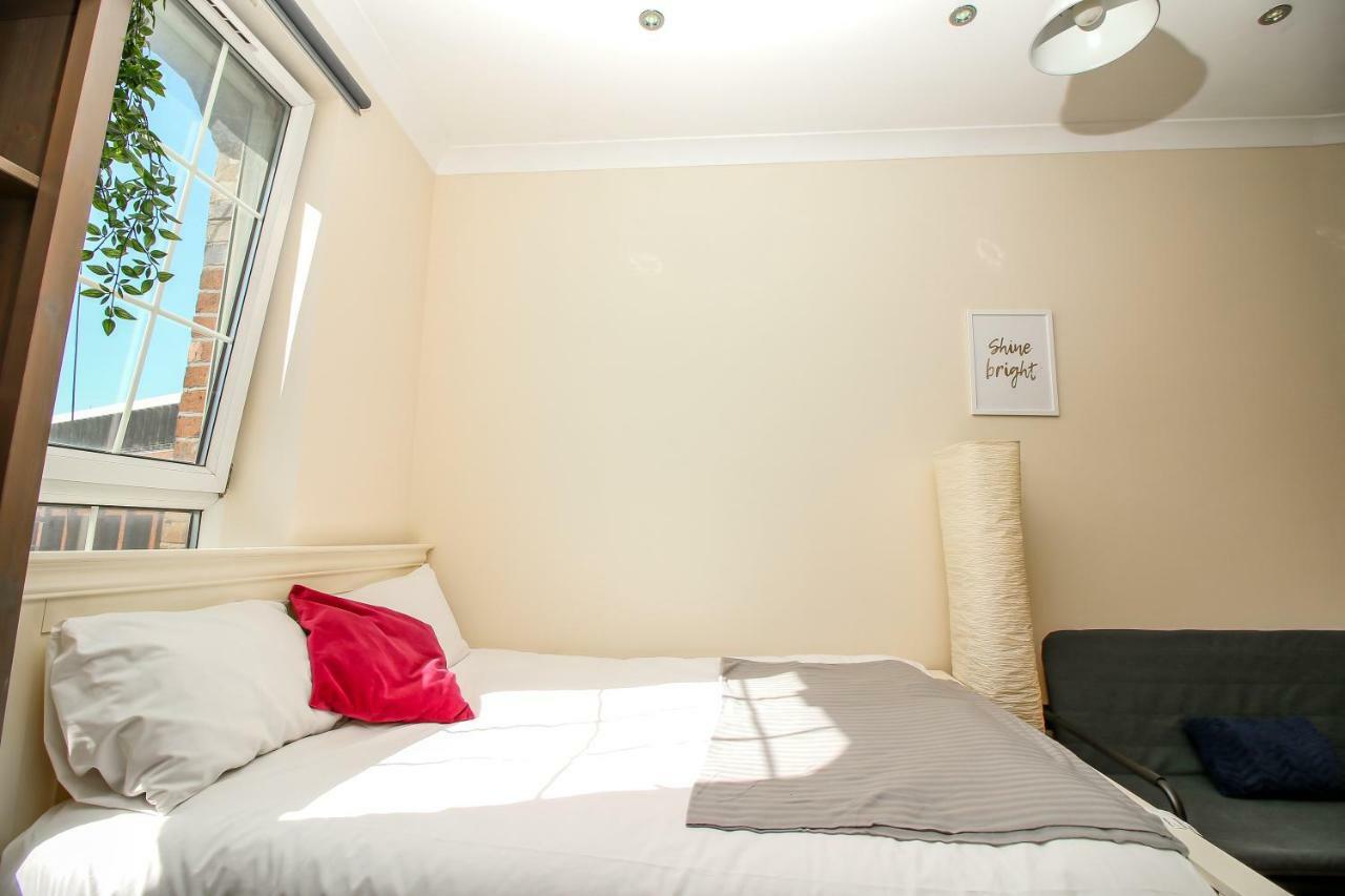 Private En-Suite Room @ Liverpool Street, Brick Ln Лондон Экстерьер фото